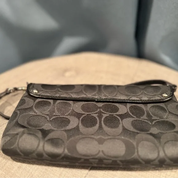 Coach Black Signature Clutch - Picture 5 of 8